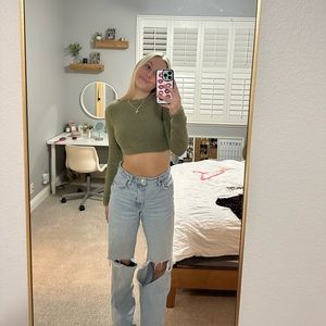 Edikted Green Cropped Sweater